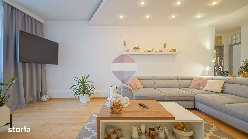 Comision 0 %! Apartament cu 4 camere de vânzare în Centrul Civic