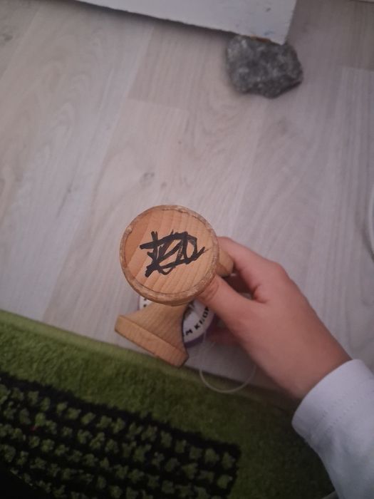 Kendama krom pop sticky clear semnata de ktusa si vânatoru'