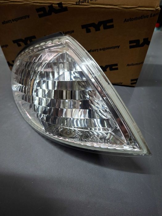 Semnalizator fata dreapta Nissan Almera II 2000-2006
