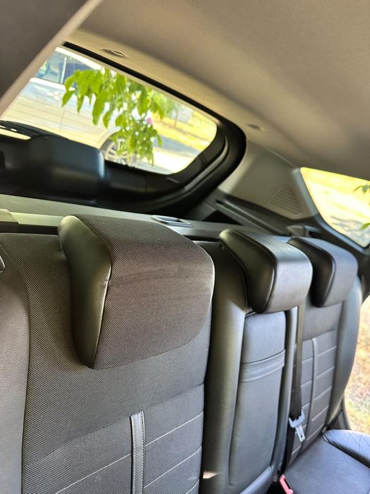 FORD Kuga 2012 — imagine 2