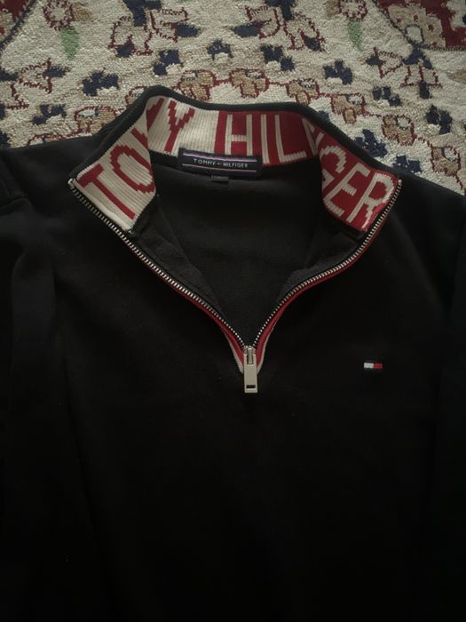 Продам полузамок Tommy Hilfiger