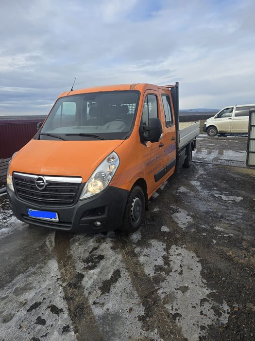 Autoutilitara Opel
