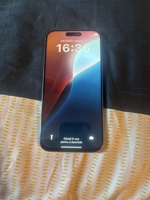 Vand iphone 16 pro max fake