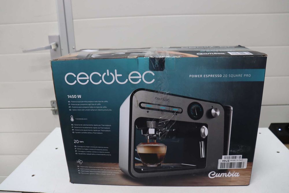 Cecotec Espressomaschine Power Espresso 20 Square Pro, 1450W, 20 бара, , 1 литър, Термоблок, изпарител, 2 чаши за кафе, тава за затопляне на чаши