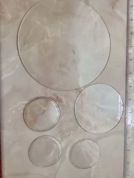 Geam ceas sticla și plastic