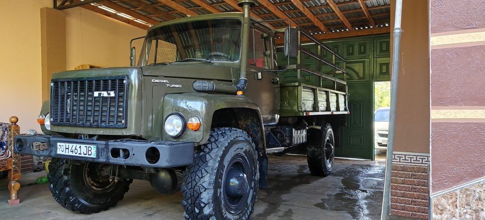 Gaz 3308 Sadko 2004