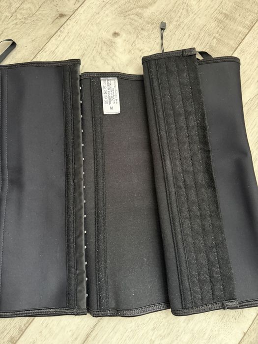 Корсет колумбия размер м 5000