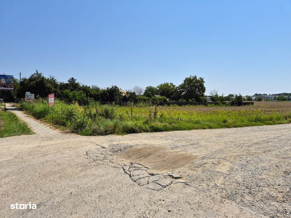 Teren de 785mp cu deschidere dubla 23/34m, strada principala Cioflicen