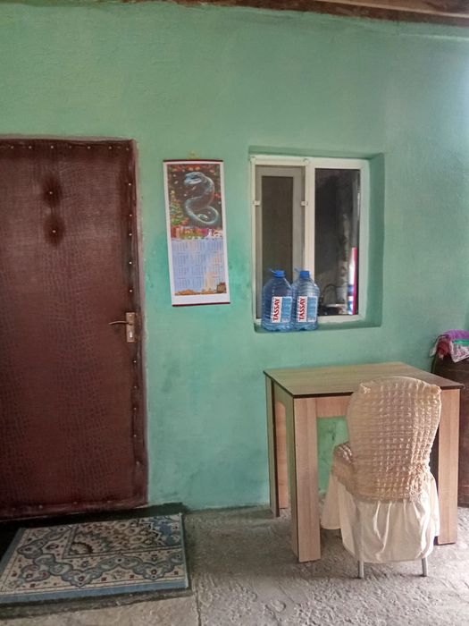 Продам дом , 4 комнаты , стяжка навес