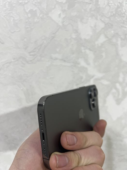 iPhone 13 pro.  Ideal