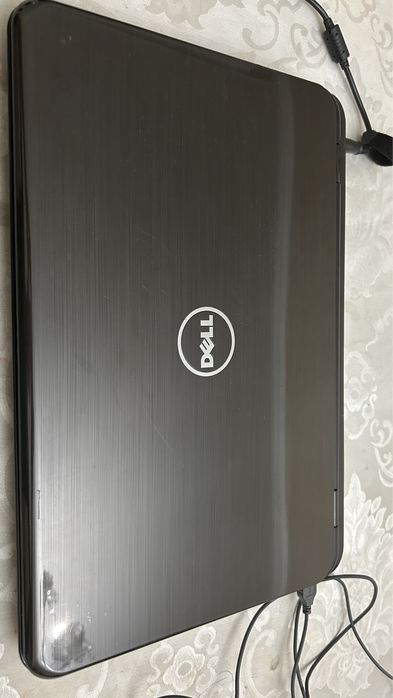 Ноутбук DELL