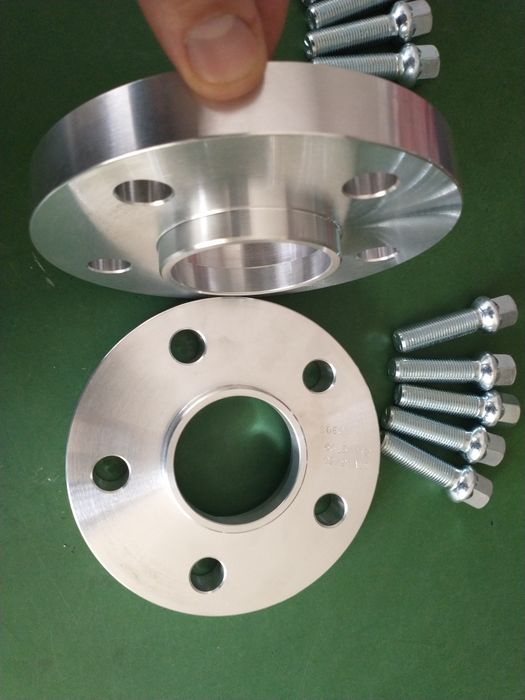 Flanșe distantiere 5 x 100 Golf 4 grosime 13 ,15 , 20 mm