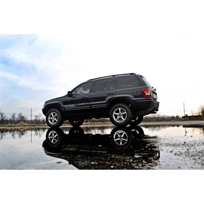Kit suspensie +5cm Jeep Grand Cherokee WJ/WG 99-04 Targu Secuiesc • OLX.ro