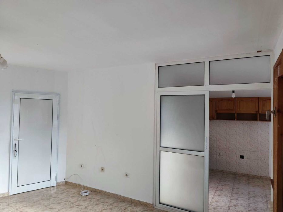 Продава се Двустаен апартамент в София, Банишора - 75 кв.м за 1255 €/кв.м - Снимка #10