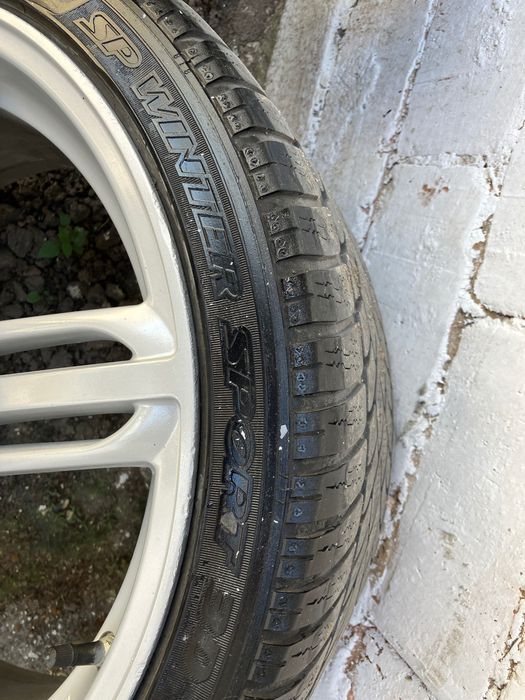 Продавам гуми. Dunlop 19