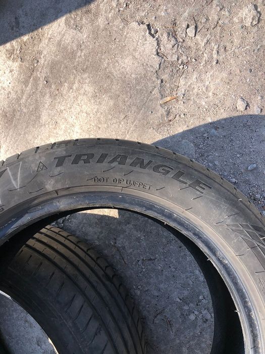 Резина б/у 215/55 R17