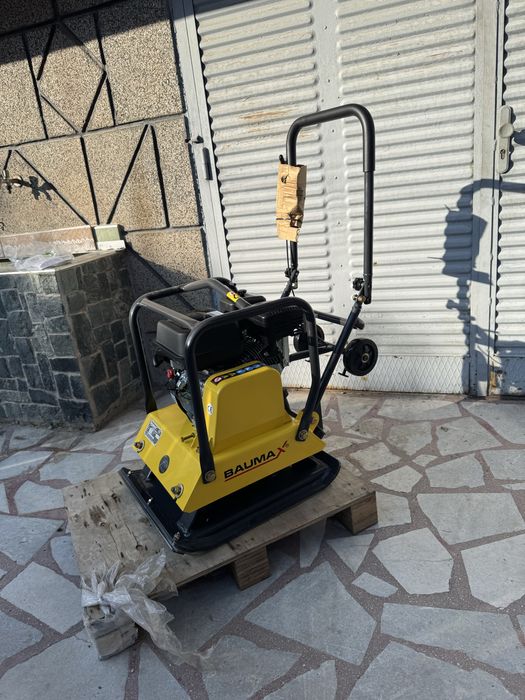 Трамбовка и бус под маем Перник София Брезник Радимир Трън