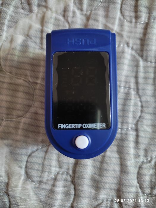 Пульсoximetr новый в упаковке.