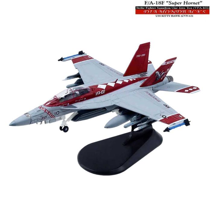 Macheta avion metalica F/A-18F VFA-102 Super Hornet Diamondbacks 1:100