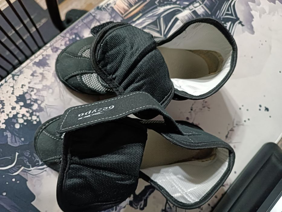 Продам борцовки размер 36-37