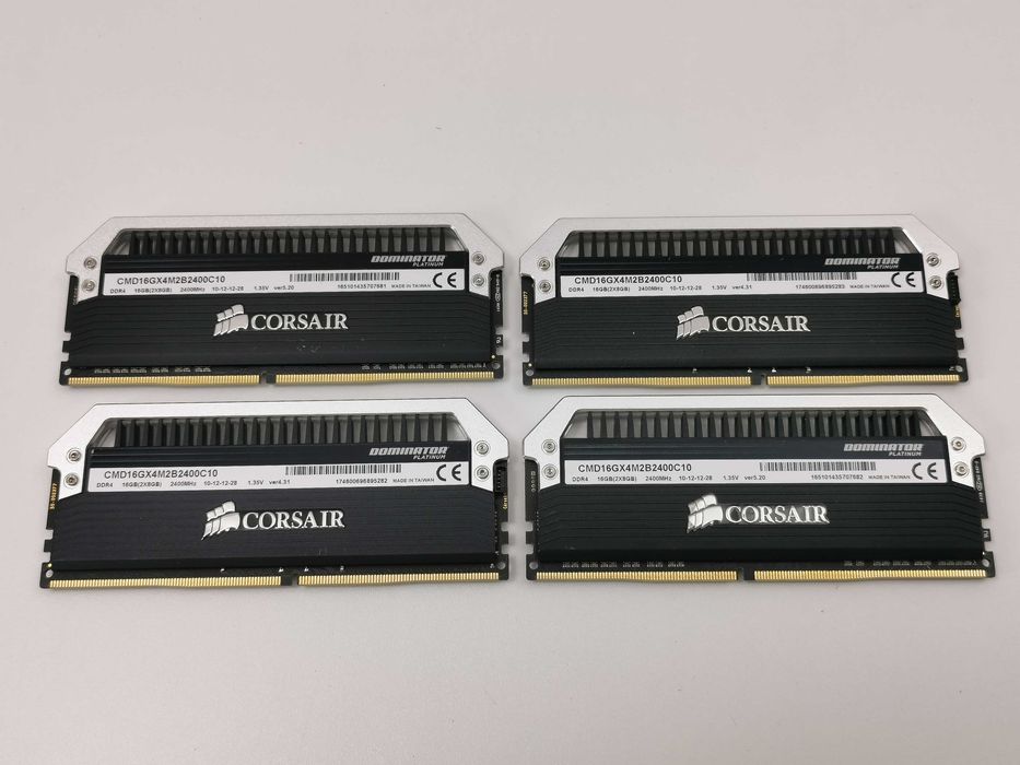 Corsair Dominator Platinum 32GB kit (4x 8GB) CL10 2400MHz DDR4 рам памет