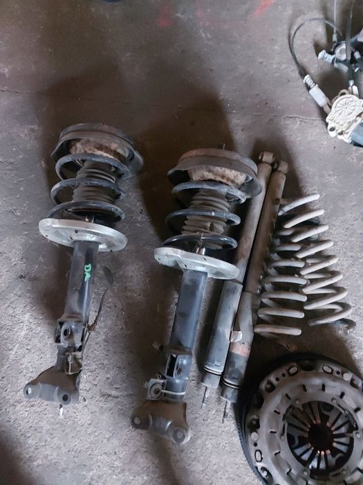 Suspensie arcuri cu telescoape fata spate mercedes clk w209