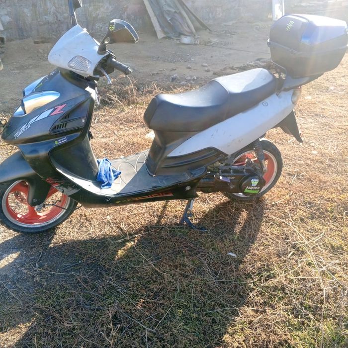 Продам мопед Райсер
