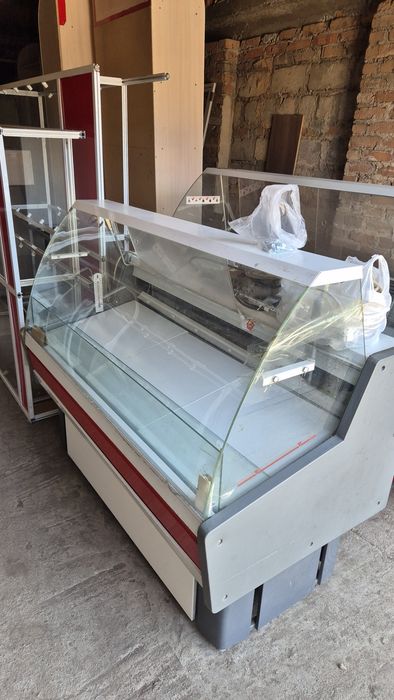 Холодильник б/у продам срочно