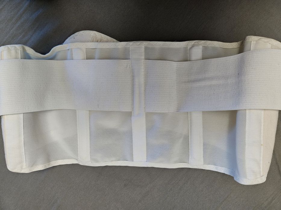 Бандаж .     .     .