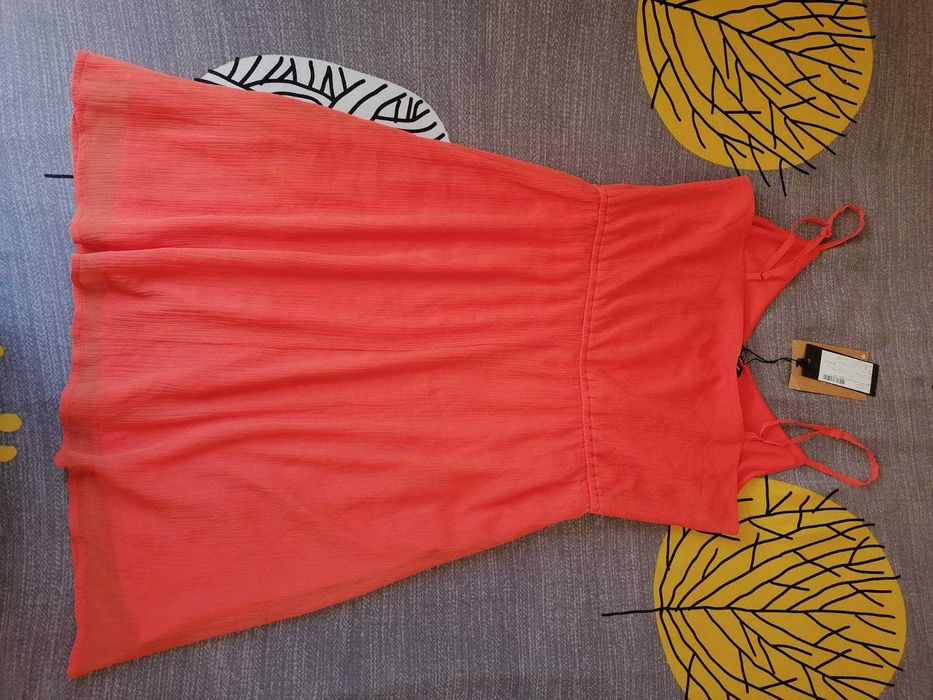 Нова дамска лятна рокля размер М