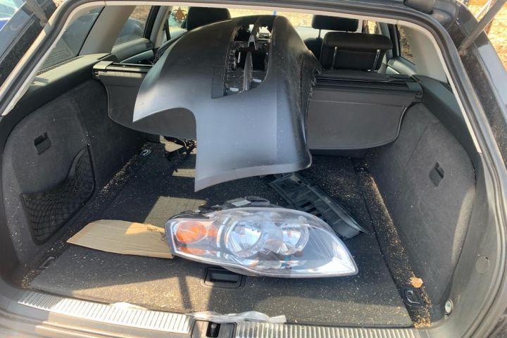 Dezmembrez Audi A4 B7