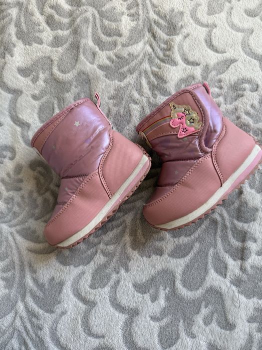 Детские зимние сапоги на девочку