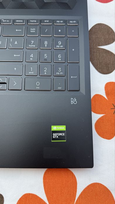 Продавам laptop HP Pavilion Gaming 15