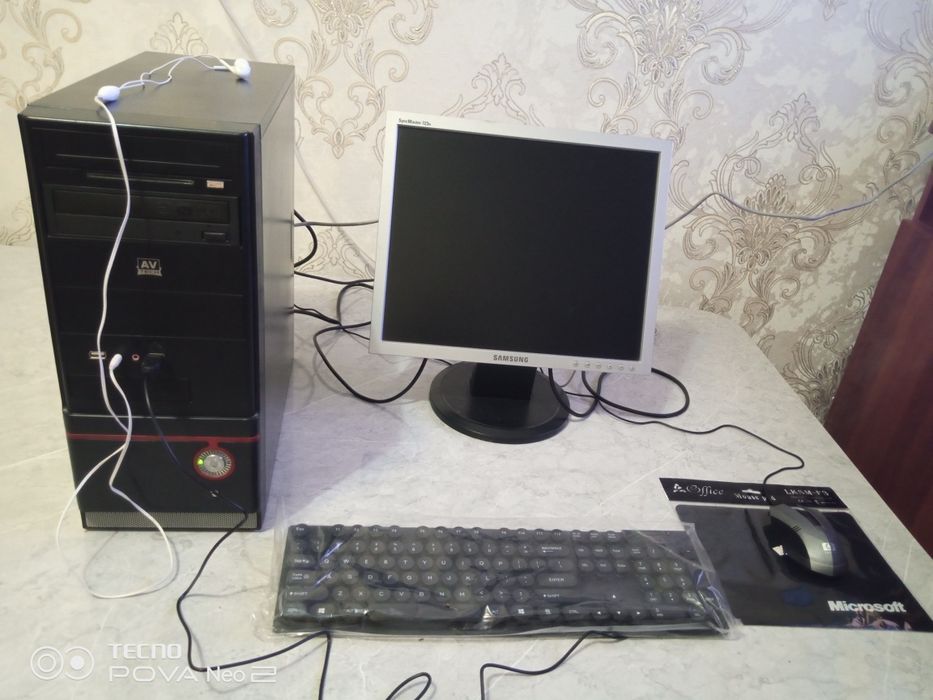 Kompyuter samsung sotiladi!