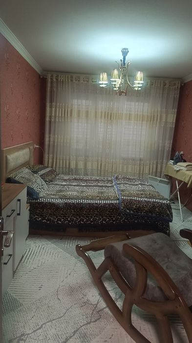 Продаётся 3-х комнатная квартира на Ахунбабаевском массиве, до канала