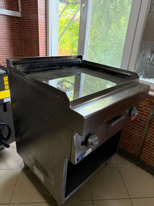 Plită grill Horeca profesională Modular pe gaz (Fry Top), 2 zone de gătire