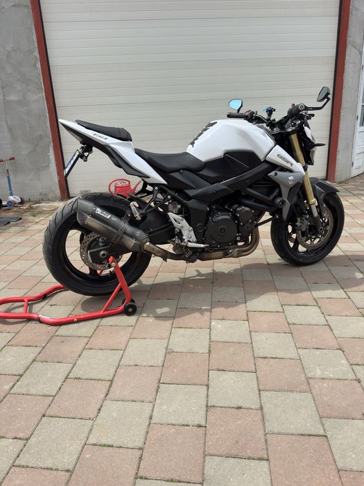Suzuki Gsr 750 2015