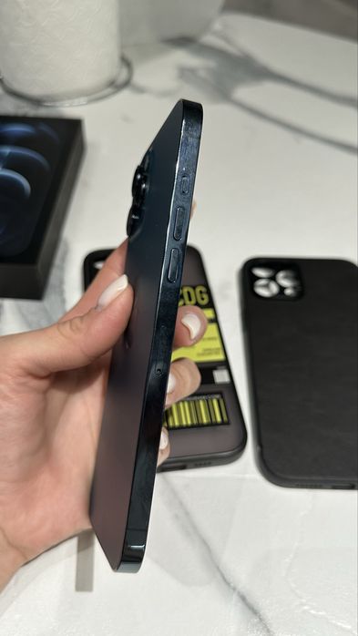 Продам Iphone 12 Pro Max