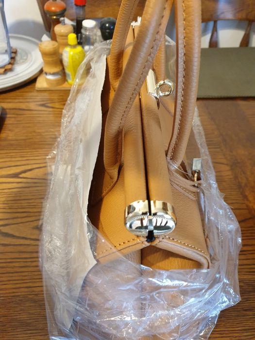 Poșetă nouă piele naturala camel - Dasha