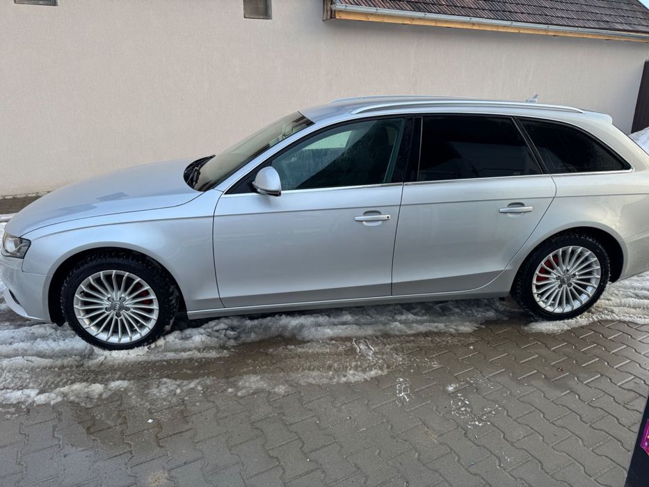 Vând Audi a 4 b8 an 2009