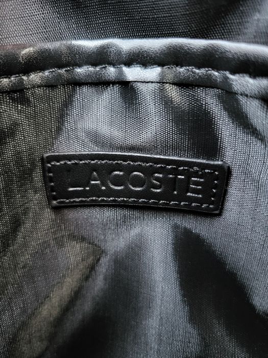 Borsetă Lacoste Neagra
