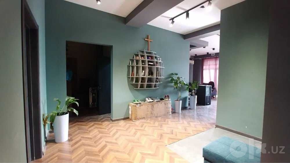 Yulduz мирзо подключ паркентский  Комнаты: 8 240м2;