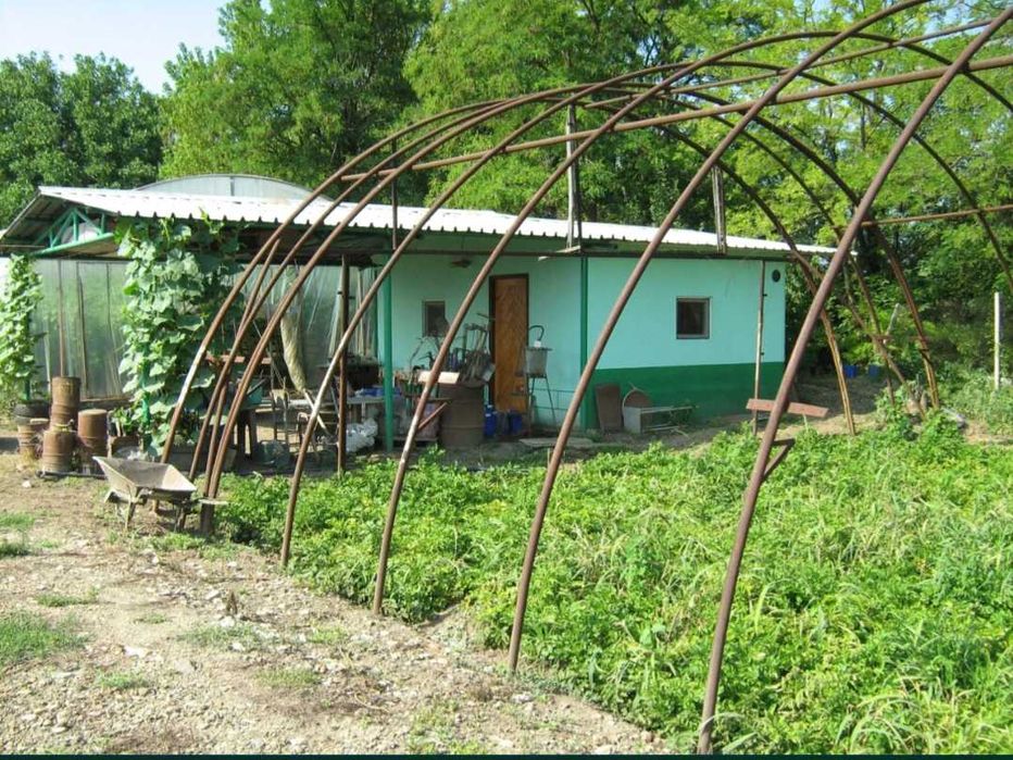 Парцел село Поликраище