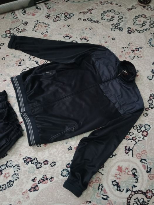 Спортивный костюм