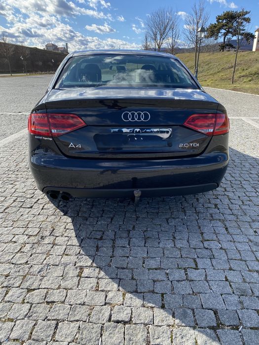 Vand Audi A4 B8, 2.0 TDI