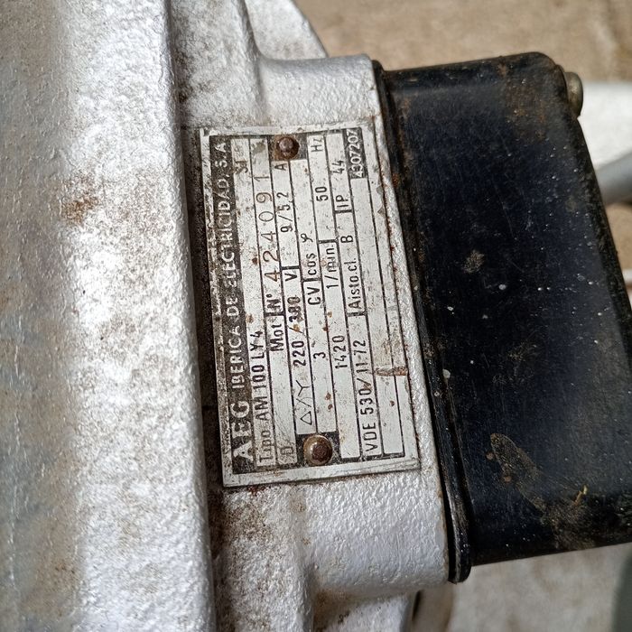 Mașina de șlefuit parchet Joya 300