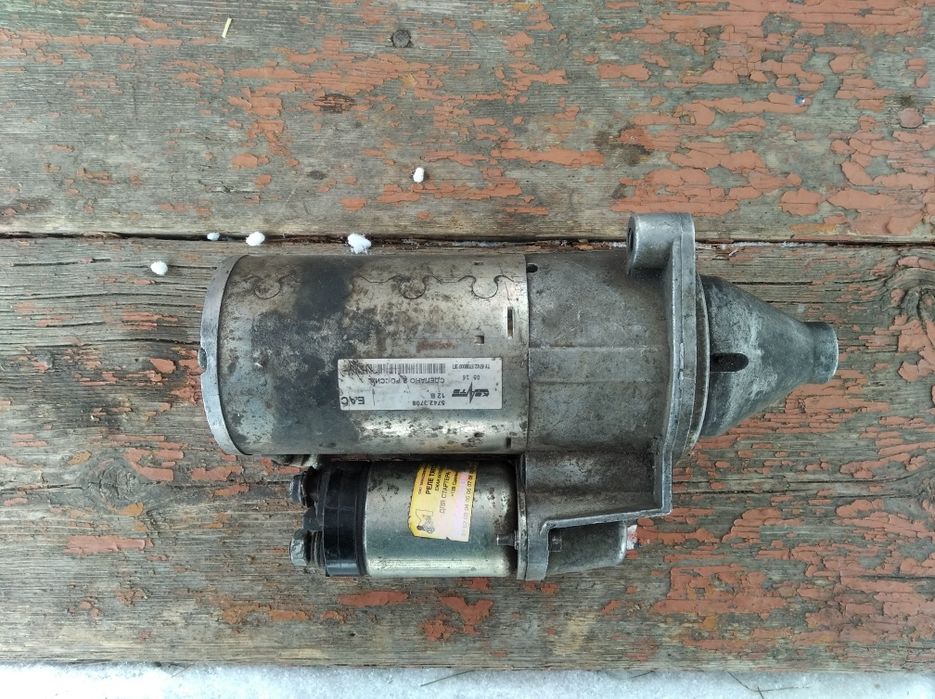 Продам стартер на ваз