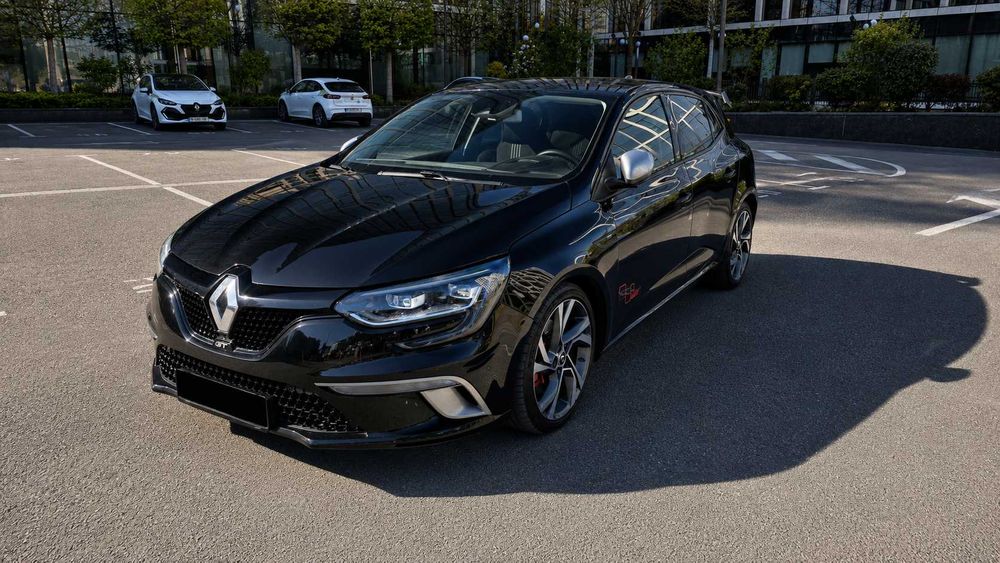 Renault Megane IV GT 205cp Bose – 2017 – 125.000 km