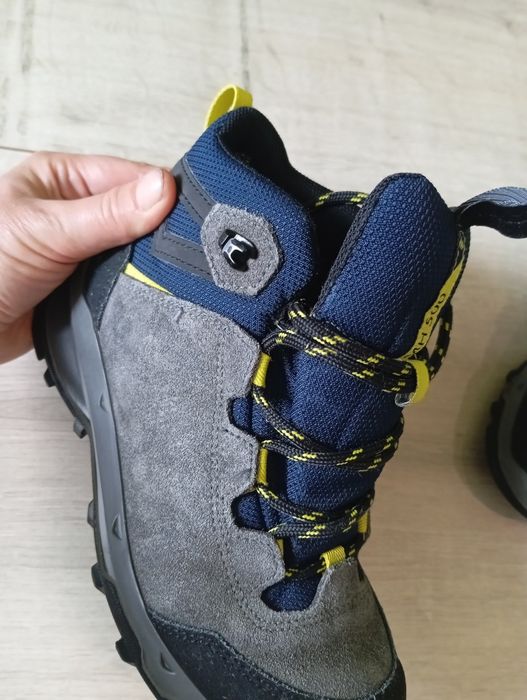 Ghete Quenchua Decathlon 34