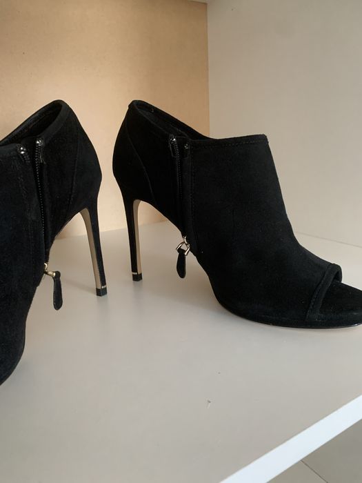 Botine negre piele Intoarsa Masimo Dutti , marime 40